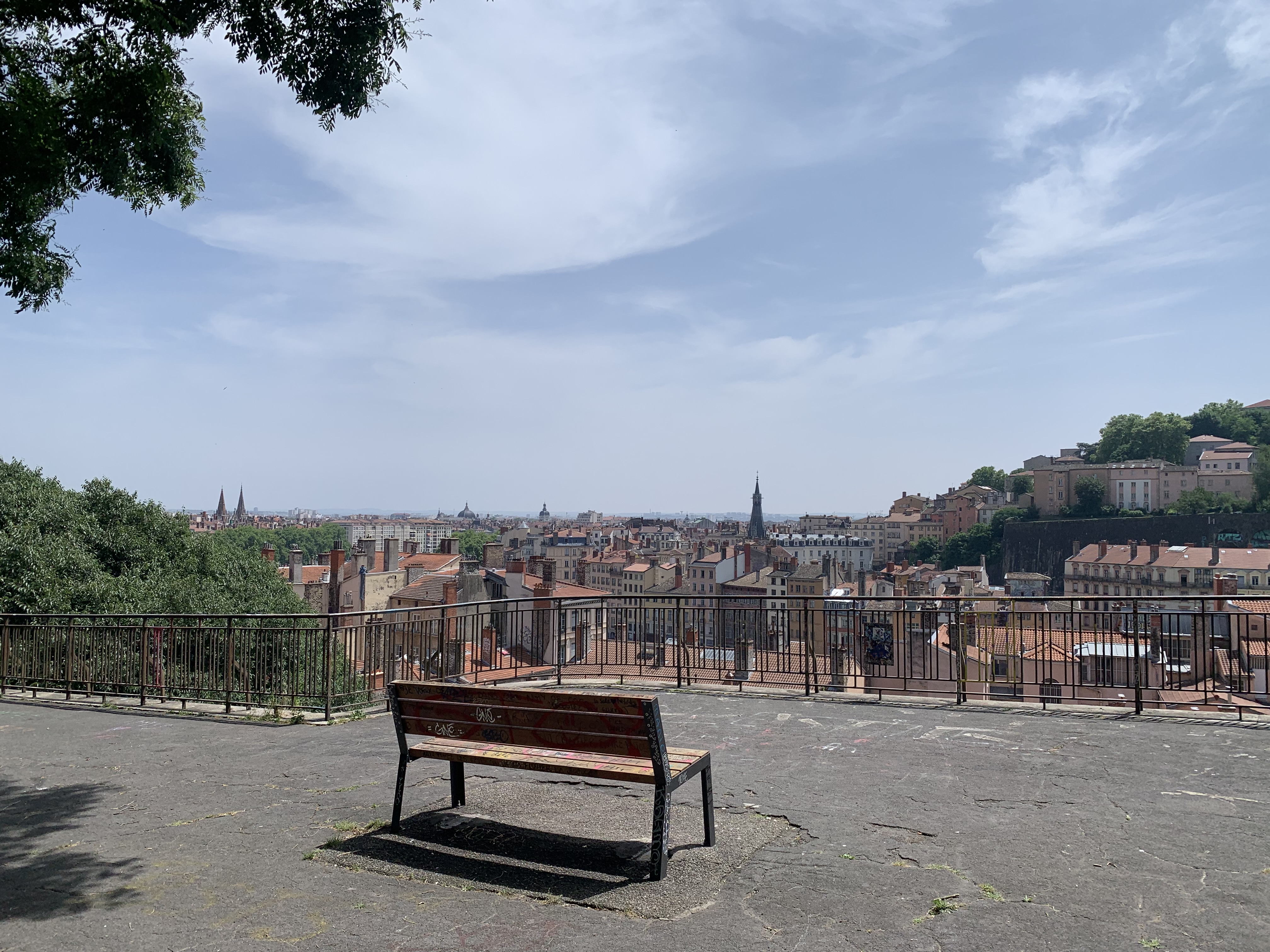 Lyon at 4pm